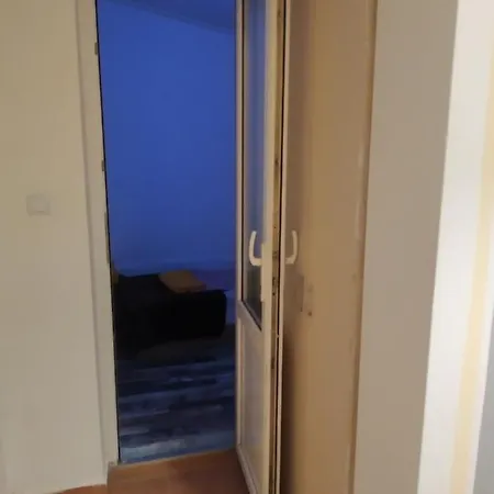 стоенчо хаджииванов,10 Daire *